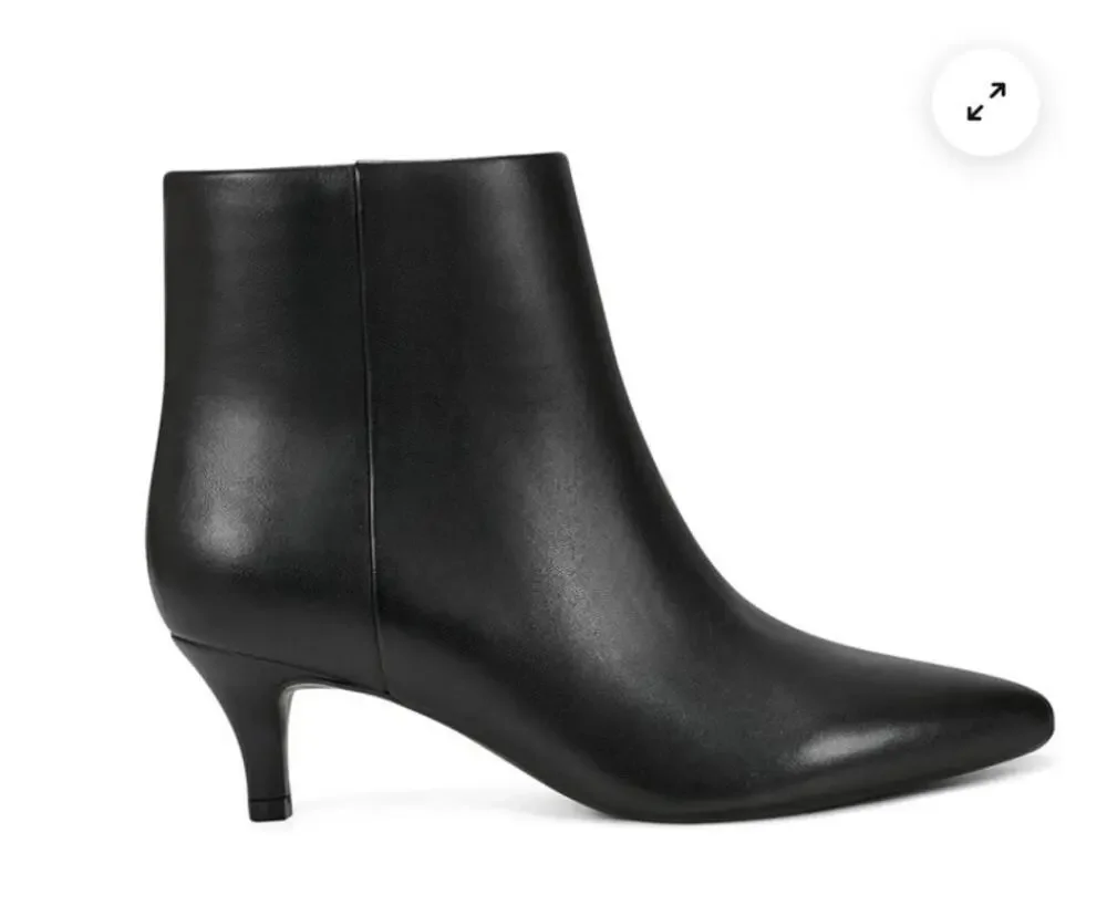 New Easy Spirit Laina Leather Bootie Black 7.5M